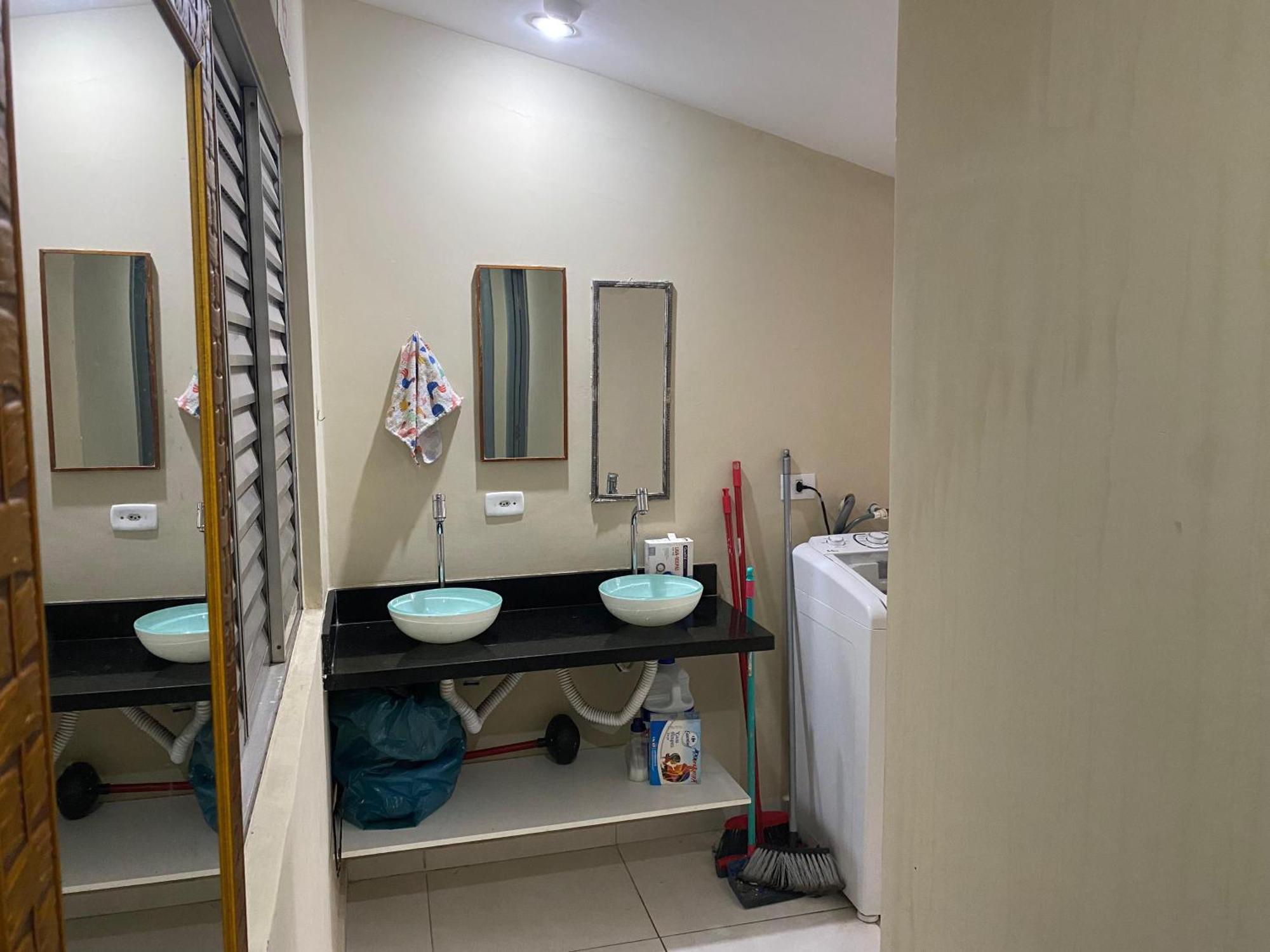 Quarto Feminino Proximo Ao Metro Expo Albergue São Paulo